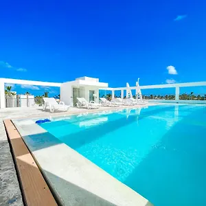 https://ducassi-suites-rooms-beach-playa-bavaro-wifi-parking.comcaribbean.com